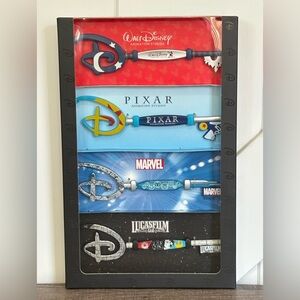 Disney Studio Starter Pack Collectible Key Set
